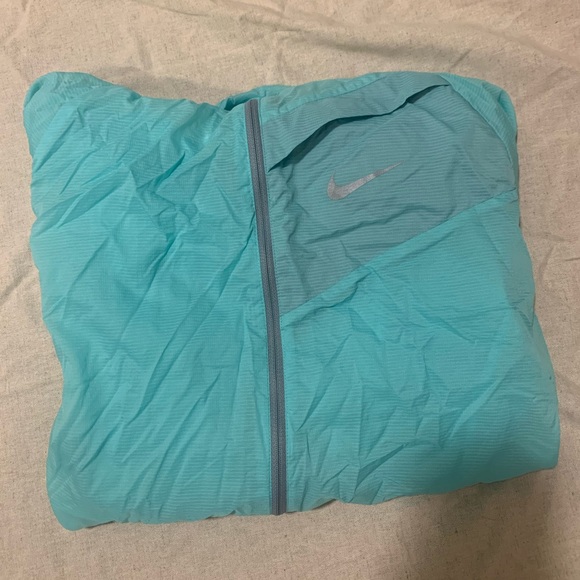 Nike windbreaker - Picture 4 of 5